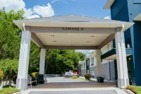 Clarion Pointe-Dillard Near Blue Ridge Mountains