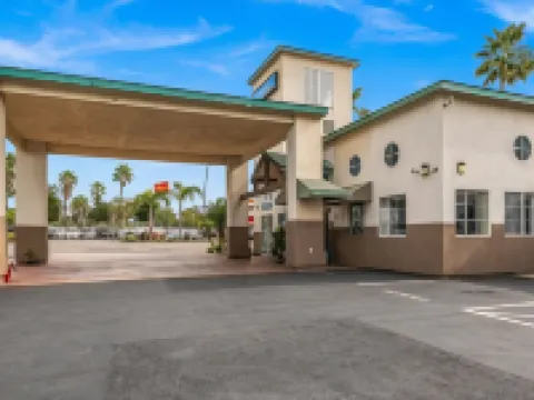 Motel 6 Oceanside, CA – Marina / Camp Pendleton Hoteles en Oceanside