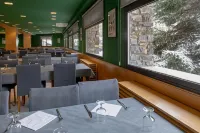 Hotel Coray by Pierre & Vacances - breakfast