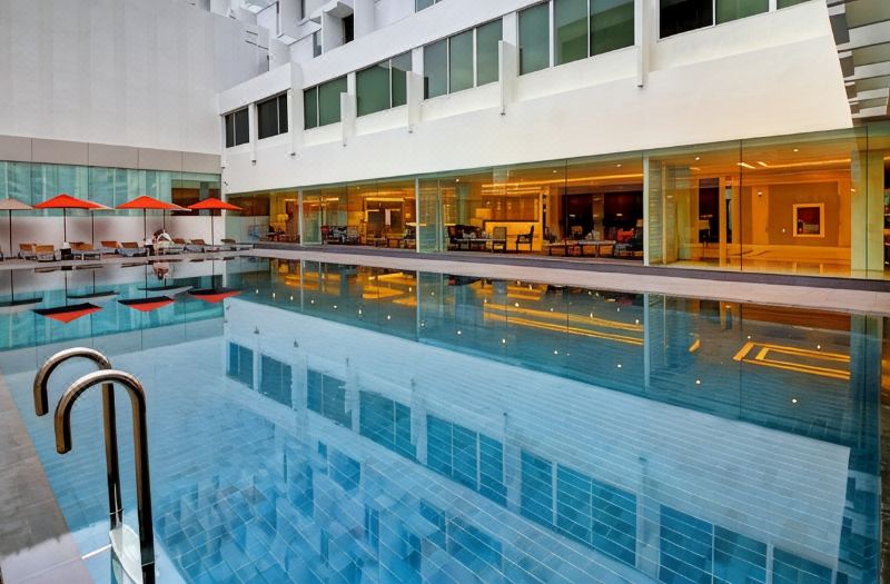 Mandarin Hotel Managed by Centre Point photo 4