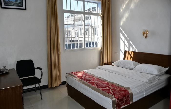 Chengjiang Yilian Hotel