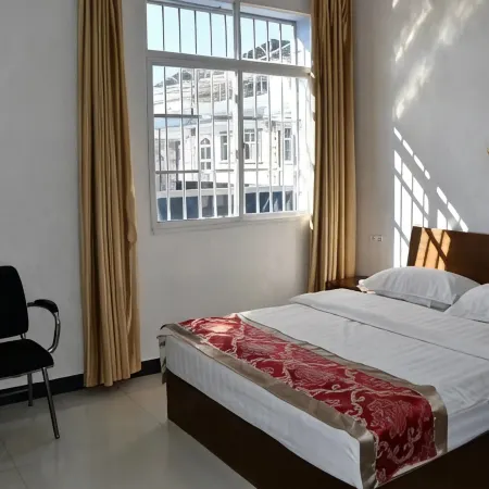 Chengjiang Yilian Hotel