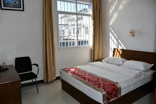 Chengjiang Yilian Hotel