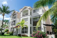 CorteSea A302 Luxury Penthouse Only a Short walk to World-Renowned Bavaro Beach