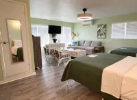 The Green Iguana Hotel