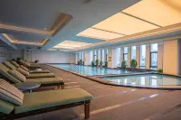 Hangzhou Bay Universal Hotel - Pools
