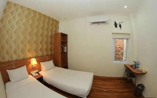 Tanjung Karang Hotel - Park Yeri