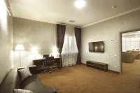 Amici Grand Hotel