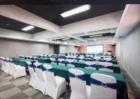 Jiaozuo Century Star Hotel (Jianshe Road Jiaozuo Station) - Business