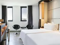 Hotel Barcelona Condal Mar, Affiliated by Meliá Hotels near Metro Station