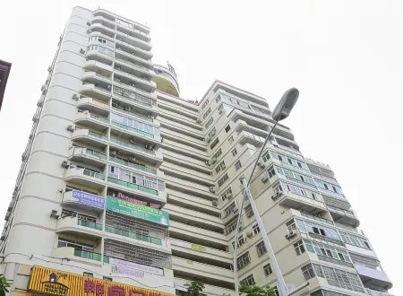 Nashanmen Boutique Inn (Sanya Bay Pedestrian Street)