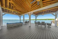 Gaston Shores / Boat Dock, Lake Access & Hot Tub - 4-Star