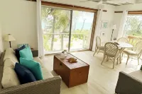 Bliss Ocean Beach 3-bedroom condo, Whitby, North Caicos. - Wi-Fi