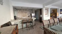 Acapulco Retreat for Big Families, Friends & Lifelong Memories