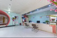 Yueqing Yuecheng Donghai Holiday Hotel - parkir