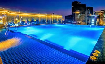 The Raintree Dhaka Hotel