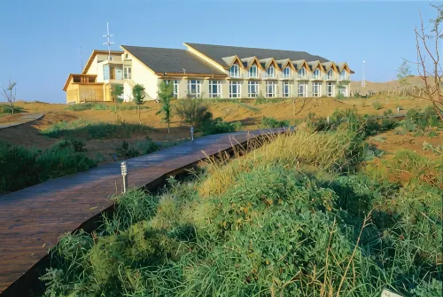 Moon Lake Desert Hotel - 3-Star