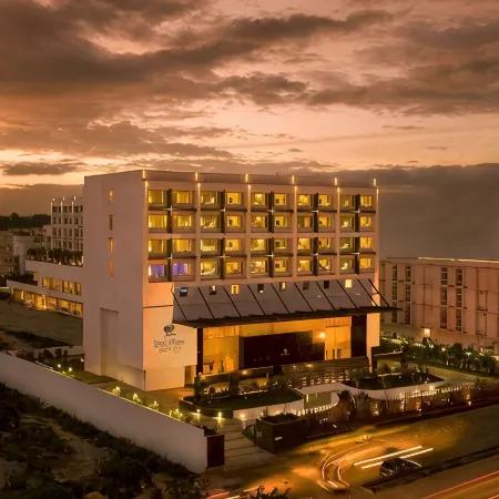 Radisson Blu Bengaluru Outer Ring Road Отели рядом с достопримечательностью «Технопарк «Престиж»»
