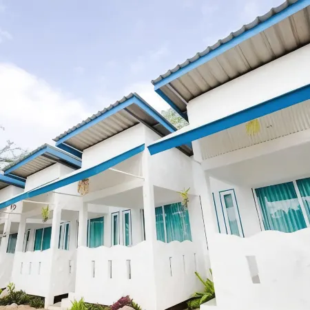 Issara Beach Resort
