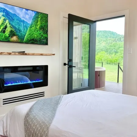Hiker's Haven at Three Suns Cabins