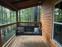 Perfect Spring Getaway: Natural Bridge Cabin Stay - 3つ星