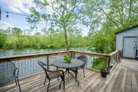 The Eloise: Greenbrier River Retreat + Tubes & Firepit