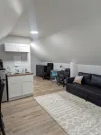 Cozy, pet-friendly, 1-bedroom apartment in Oak Ridge with AC - 2-Star