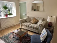 Charming pottery barn conversion 2 mins from Horsforth train station. - Bungalows