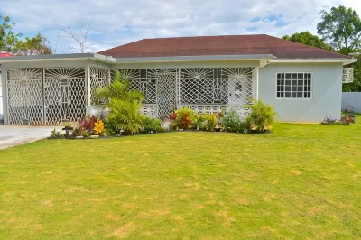 Luxury 3Br Villa I Private Pool I High-Speed Wi-Fi I Near 876 Beach Club Hotels in 