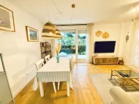 Casa Branca Cantabria: Spacious first floor with garden 500m from the beach | Wifi/Garaje