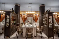 Diplomat Plaza Hotel & Resort - breakfast