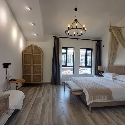Zaohong Homestay Hotels near WaveGlamping Weilu Campsite (Dawan Branch)