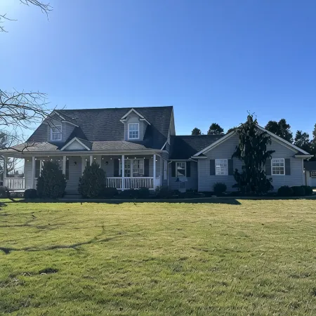 Estate on Market • Sleeps up to 10