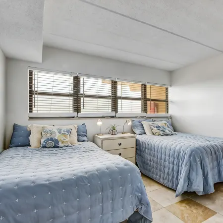 Oceanfront Top-Floor Corner Unit, Fishing Pier & Pool at Amelia by the Sea