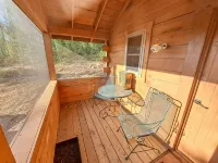 Tiny Tuloon Off-Grid Amish crafted log cabin near the BWCA & SHT - Sled Dogs!