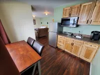 {Forget-Me-Not Inn} Alaskan Waterfront Vacation Rental (Deer Suite) โรงแรมในซิตกา