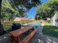Outdoor Inground Pool, Indoor Arcade / Gameroom, Only 10 Min. to GR!