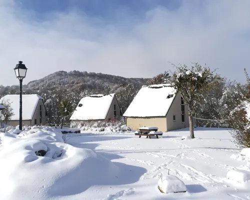 Rivière et Lodge 4 étoiles - Auvergne - Cantal SU Hôtels à : Valette