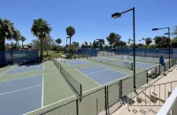 Stylish House in the Indian Palms Country Club. Walking distance to Coachella!