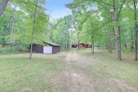 Quiet Cabin Setting on small river - Chalets