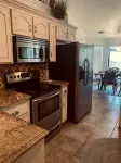 Beautiful home on Lake Hamilton  !