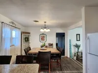 Rustic retreat-near the Canyon