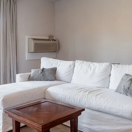 Luxurious La Costa Remodel by SPA w/Steam Shower and Washer/Dryer!