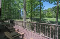 Chalet Crystal Mountain - 6 Bedroom - 3 Bath Log Cabin - 4-Star