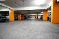Emarald Hotel Calicut - ที่มีที่จอดรถ