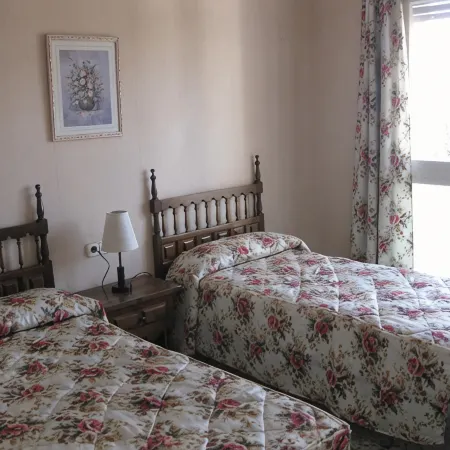 Nice Apartment in Front of the Beach for 8 People in the Center of Roses