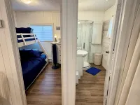 Lake Mushamush Cottage! Hotels in Lunenburg