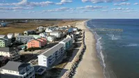Hidden Gem at Seascapes E Bldg  POOL ! - Carolina Beach, NC.   Linens Included! - balcony
