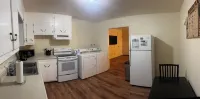 Cozy Corner 1401- West -Unit 2-bedroom apt in adorable La Junta with WiFi, AC