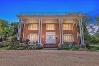 Historic Governor’s Mansion across from Texas Tech